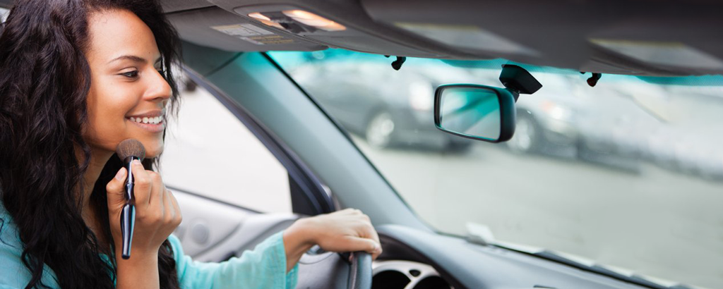 Makeup Tricks to help Oily Skin